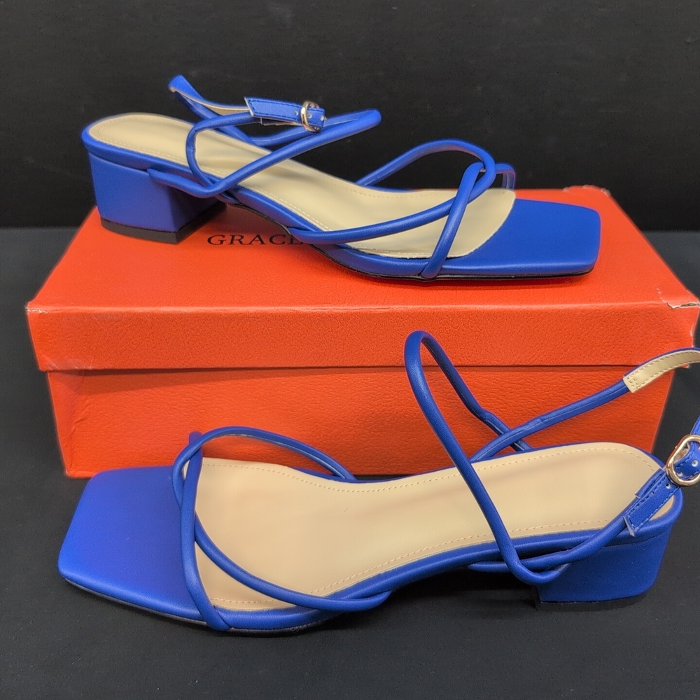 Grace Every Step Strappy Square Toe Women's Block Heel Sandals Size 11 Blue